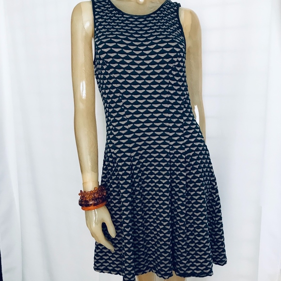 Max Studio Dresses & Skirts - SOLD Max Studio Sleeveless Dress Pleated Flare L